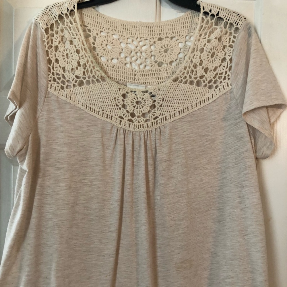 Women’s Detailed Blouse (18/20)